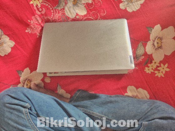 Ryzen 3 Laptop 8GB RAM 512GB SSD Fresh Condition